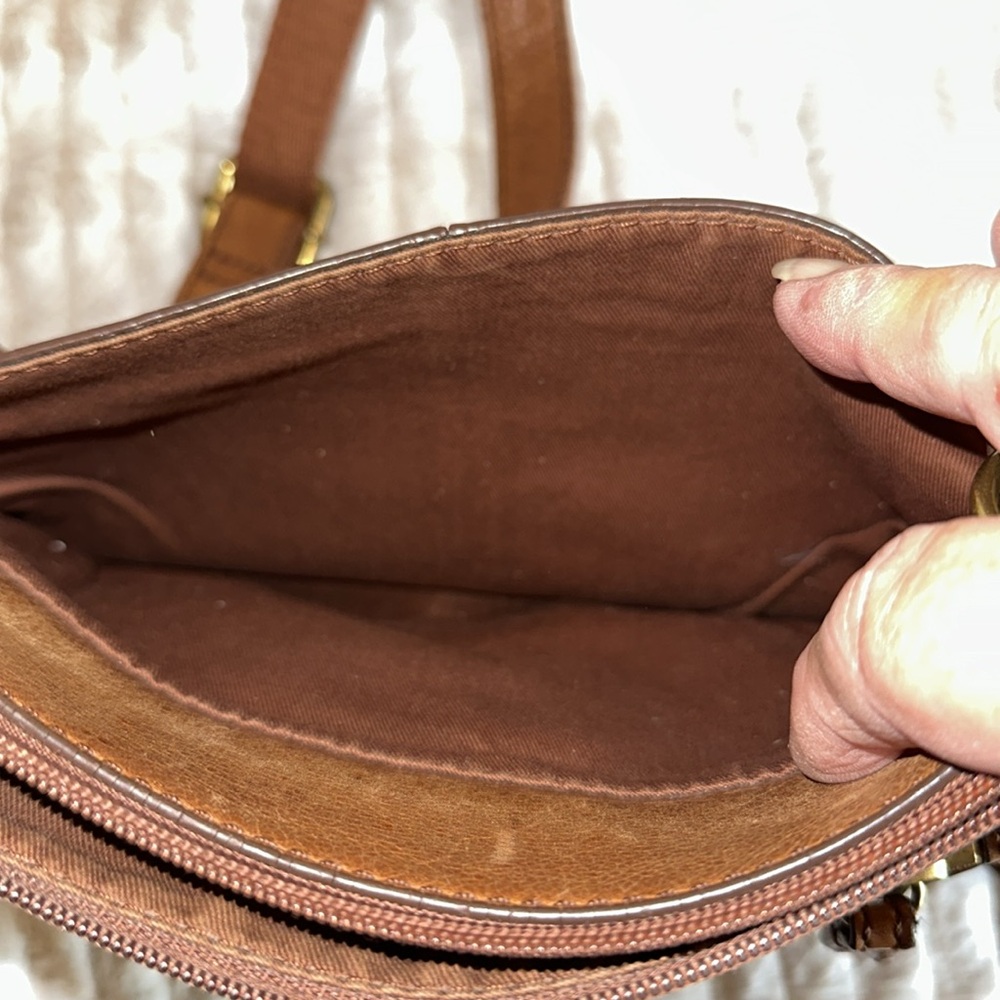 Fossil Brown Leather Crossbody Bag - Picture 5 of 7